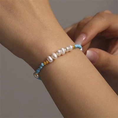 Túrkís ferskvatnsperlu armband